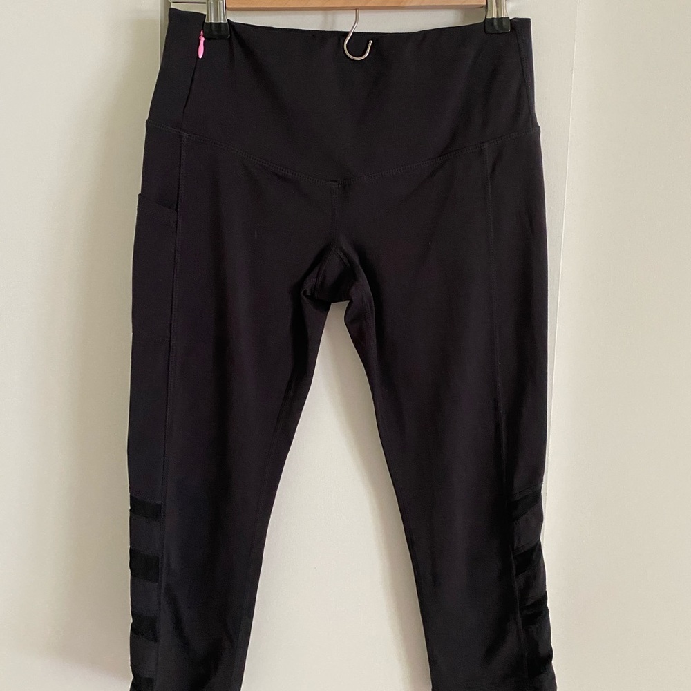 Glyder Capri leggings